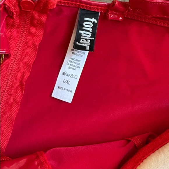 Y2K Forplay Lingerie Brand Vinyl Patent Leather Latex Look Red Lace-up Bodysuit - Picture 3 of 4